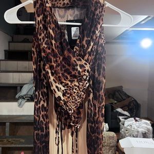 Cross body leopard print adjustable long sleeve shirt